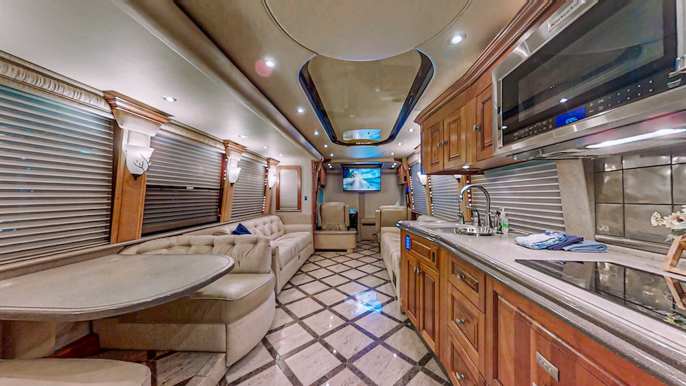 2006 Prevost Royale XLII For Sale
